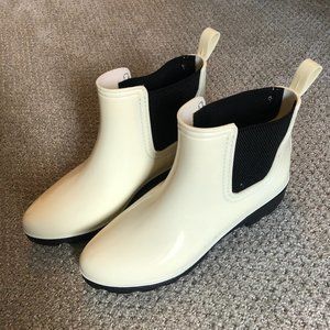 Short Rain Boots